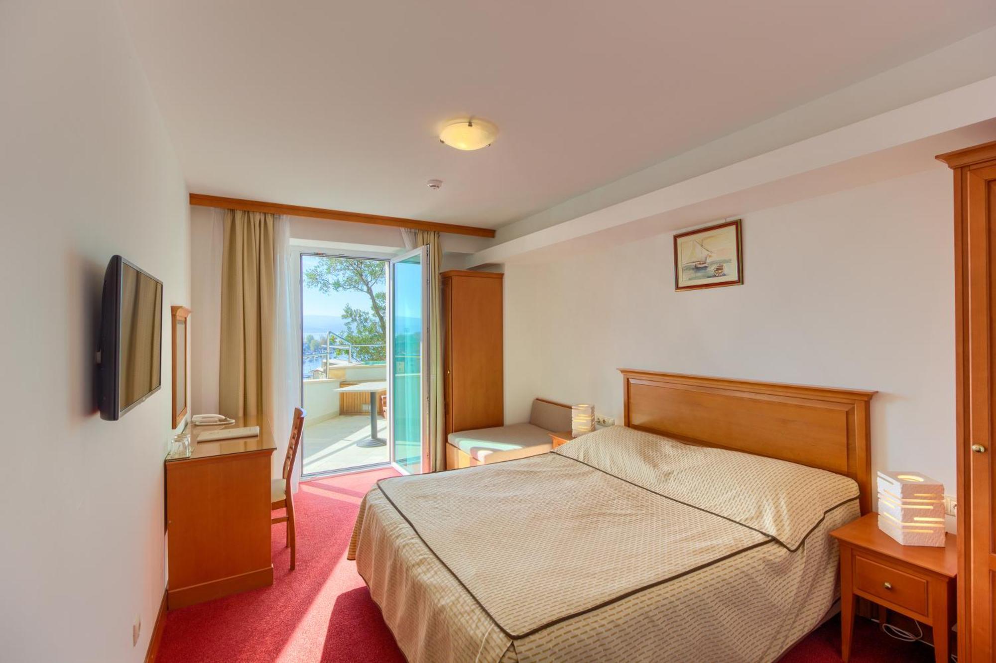 Hotel Villa Dvor (Adults Only) Omiš Habitación foto