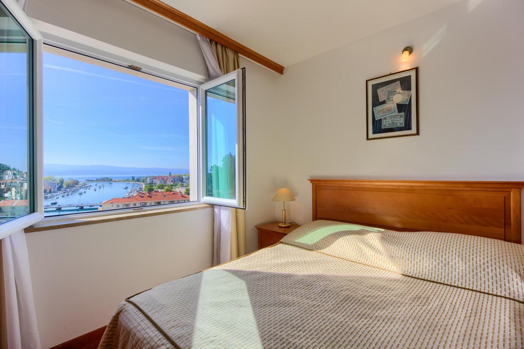 Hotel Villa Dvor (Adults Only) Omiš Habitación foto