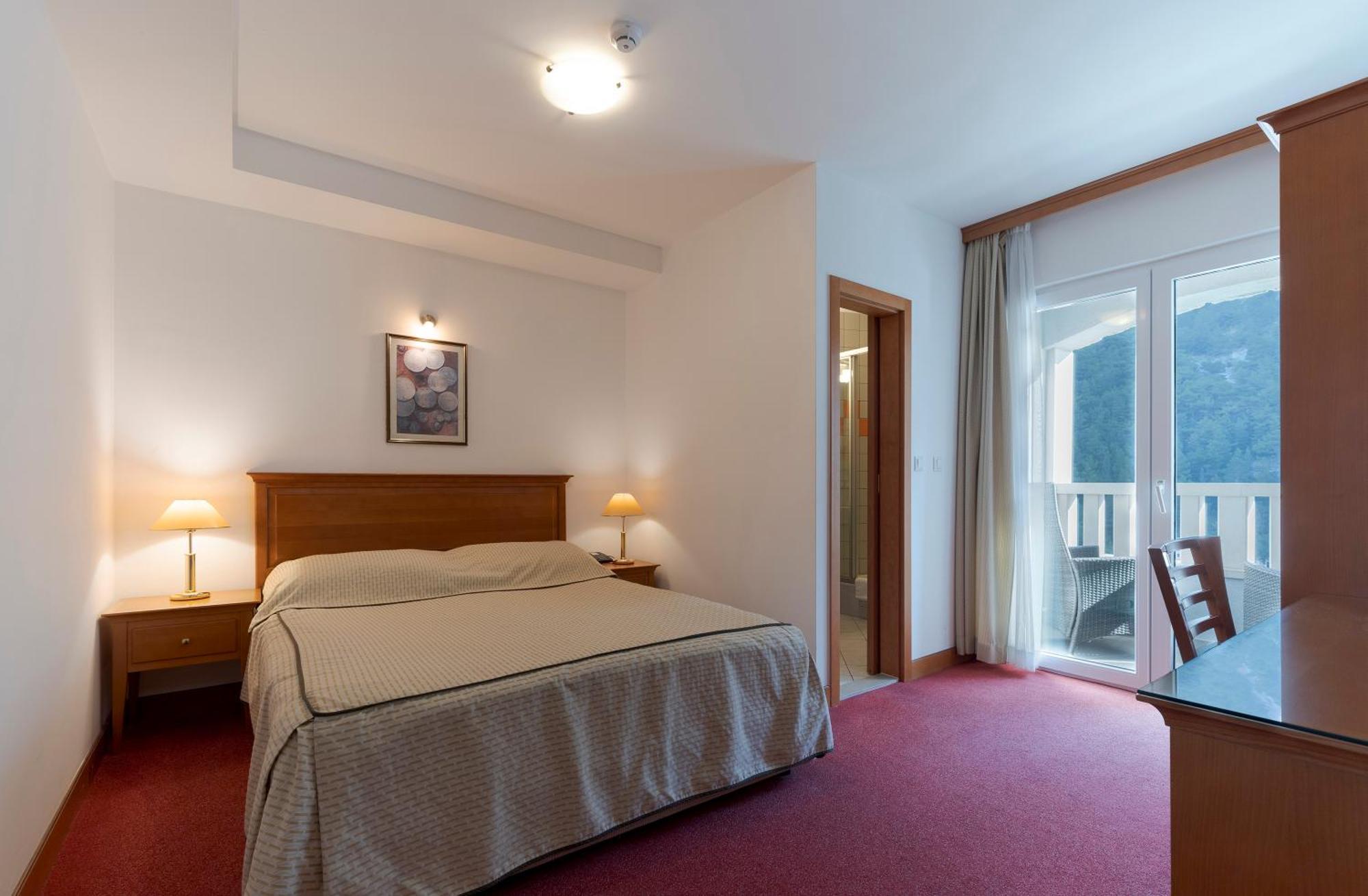 Hotel Villa Dvor (Adults Only) Omiš Habitación foto