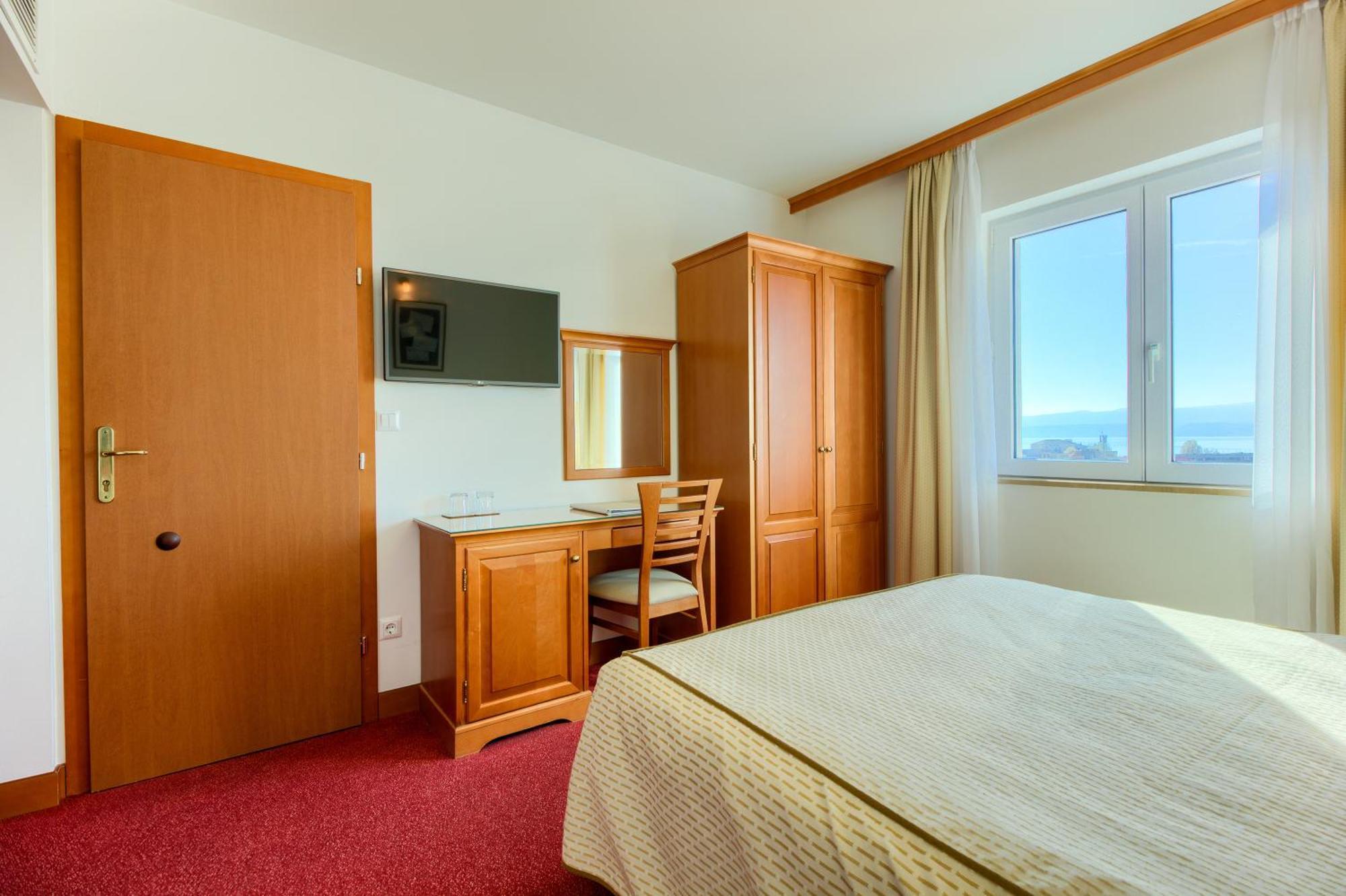 Hotel Villa Dvor (Adults Only) Omiš Habitación foto