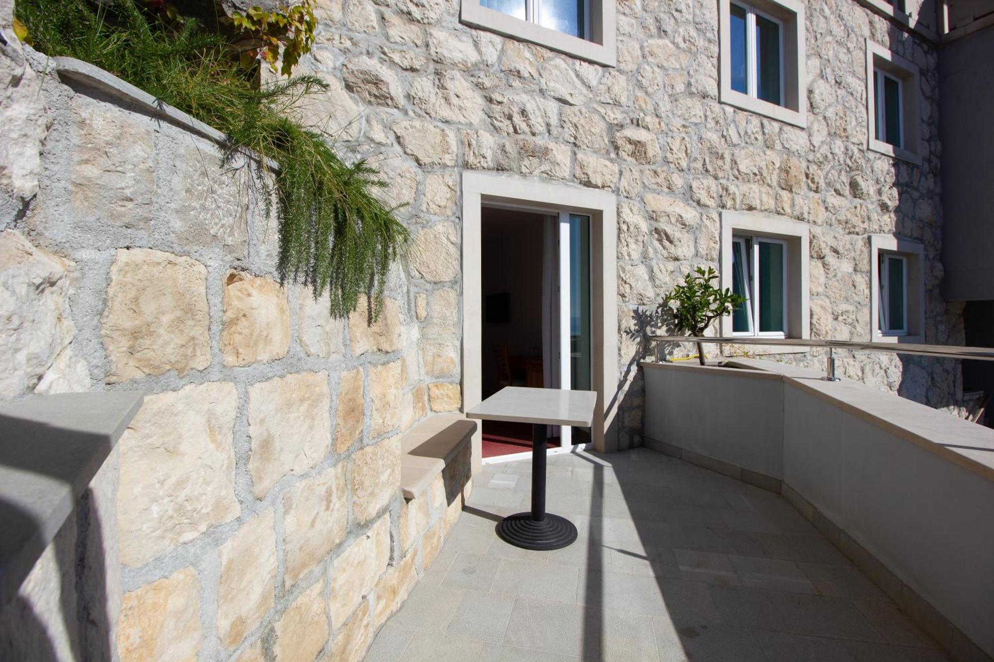 Hotel Villa Dvor (Adults Only) Omiš Habitación foto